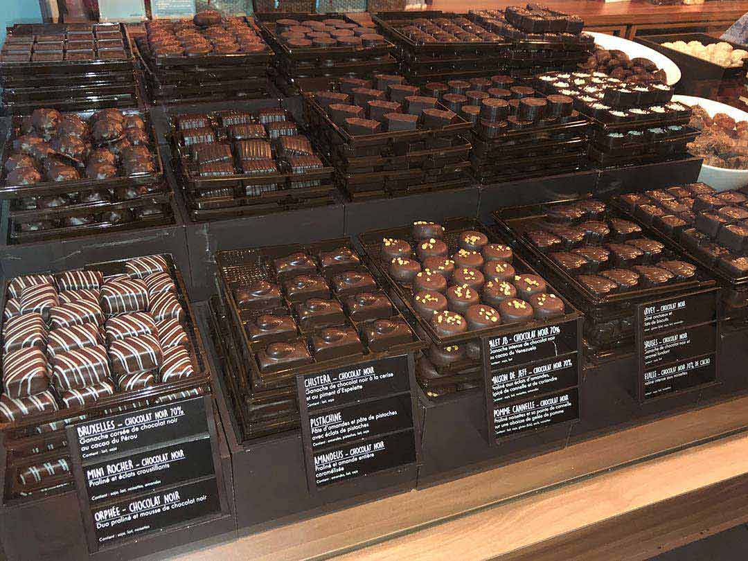 chocolat Ferrero rocher oeufs de pâque 2020 livaison à domicile à nice